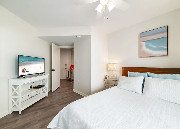 Compass Point 309