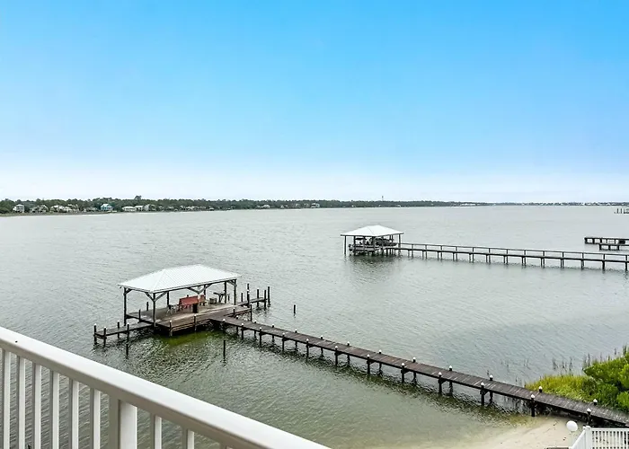Compass Point 309